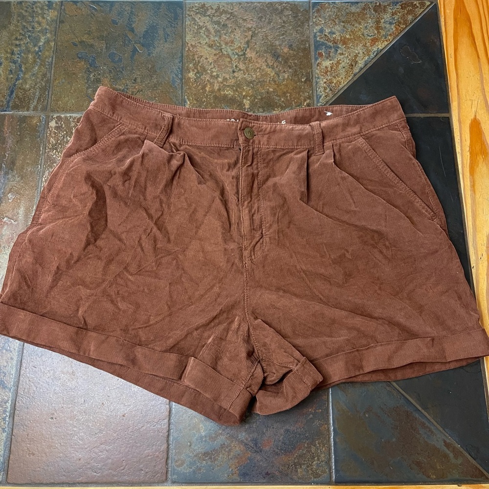 American Eagle Womens Mom Casual Corduroy Shorts